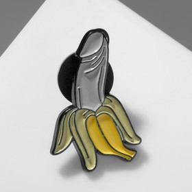 Значок ′Банан 18+′, цвет бело-жёлтый в чёрном металле в Донецке