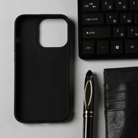 Чехол Innovation для iPhone 13 Pro, силиконовый, матовый, черный