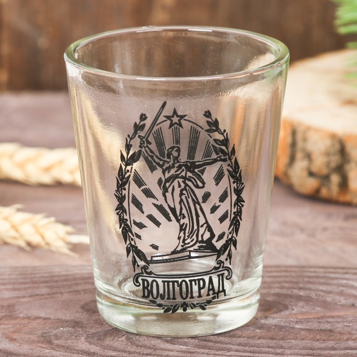 Подарочные стаканчики. Стопки с нанесением. Рюмка сувенирная. Стопки сувенир сочи. Сувенирные стопки.