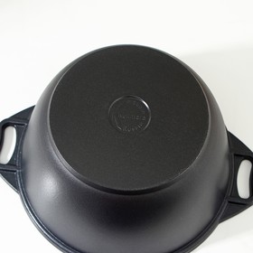 Cauldron 4 l with a frying pan lid. 