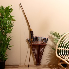 Сувенир Лук со стрелами из бамбука 125х65х3 см