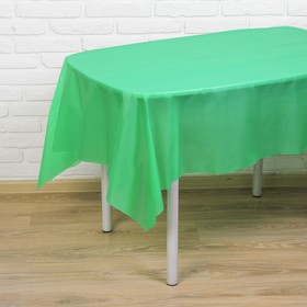 Скатерть «Праздничный стол», цвет: зелёный, 137х183 см