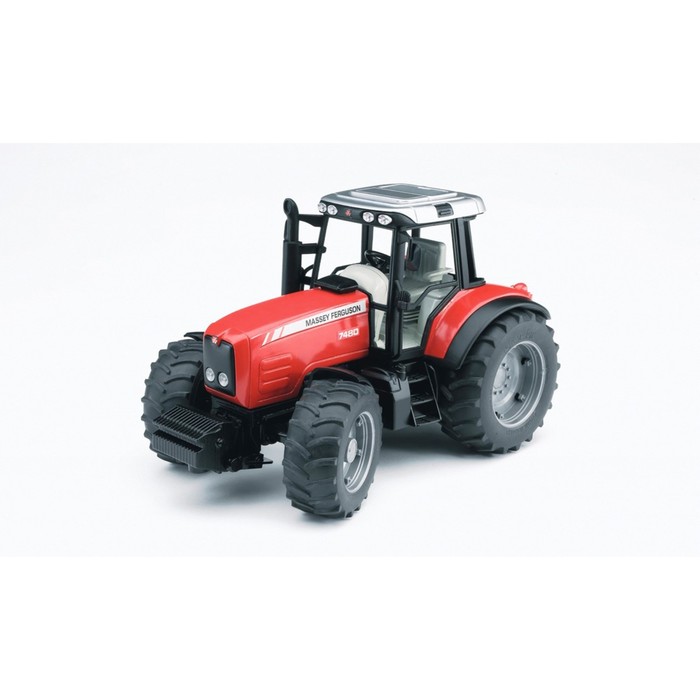 Трактор Massey Ferguson