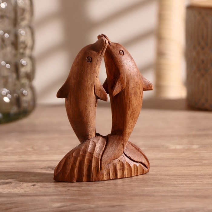 Сувенир дерево "Два дельфина" коричневый цвет 10х7х3 см - фото 797649192