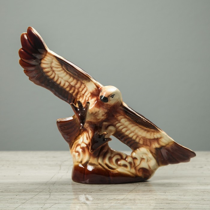 Купить в орле с доставкой. Сувенирная статуэтка Орел. Маленькая фигурка орла. Статуэтка полет. Статуэтка Орел с расправленными крыльями.