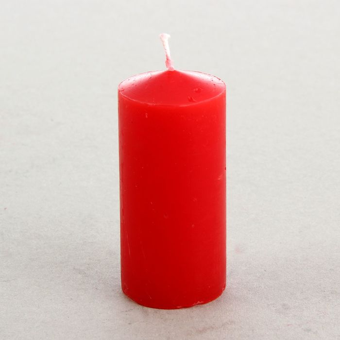Свеча 20 см диаметр. Свеча Classic 5х5х10см цвет красный. Свеча алтарная красная 18х4 см. Пеньковые свечи. Красная свеча на белом фоне.